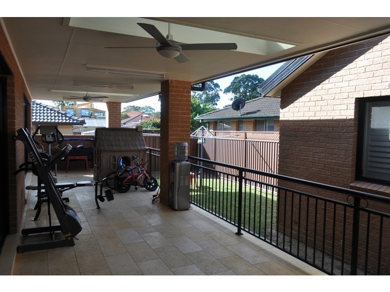 8 Ingram Avenue, Milperra NSW 2214