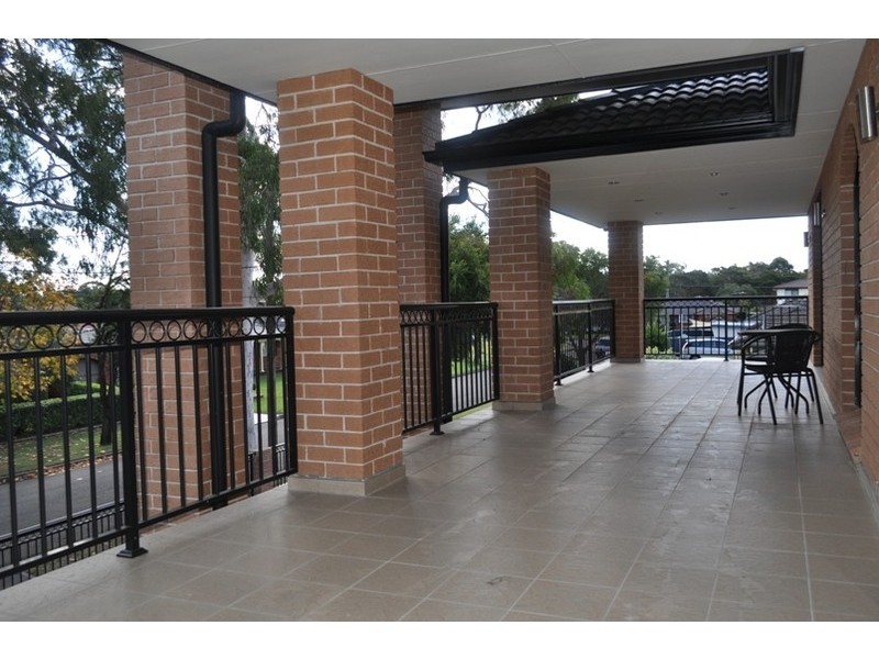 8 Ingram Avenue, Milperra NSW 2214