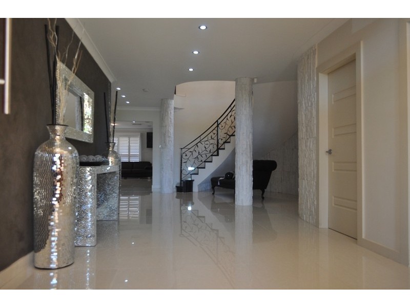 8 Ingram Avenue, Milperra NSW 2214