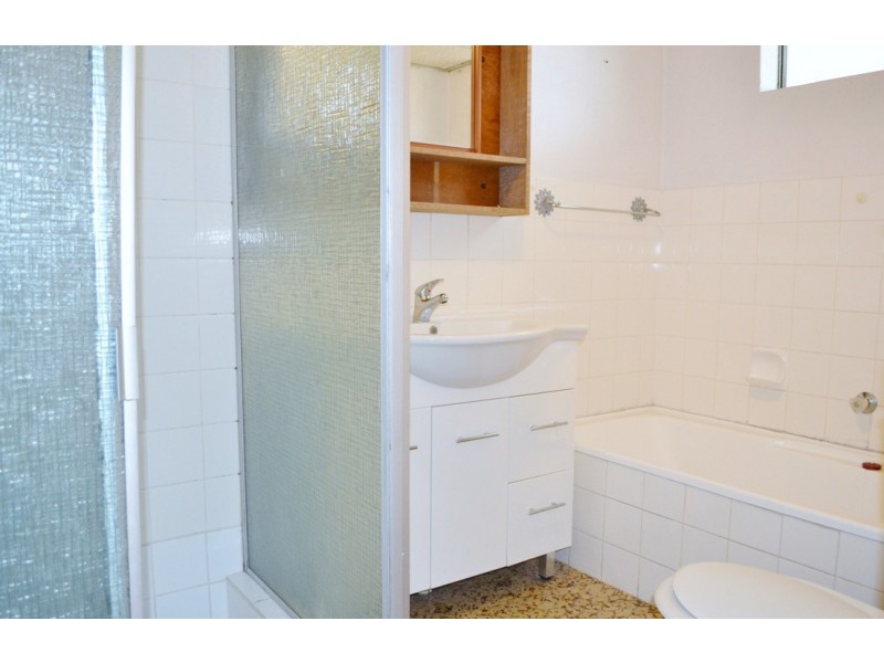 35/33-35 Sir Joseph Banks Street, Bankstown NSW 2200