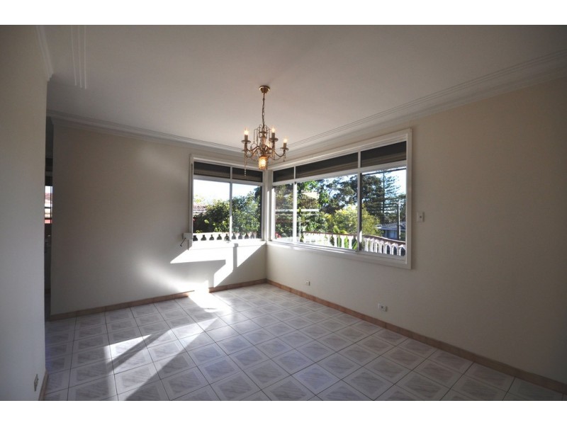 1 Suva Crescent, Greenacre NSW 2190
