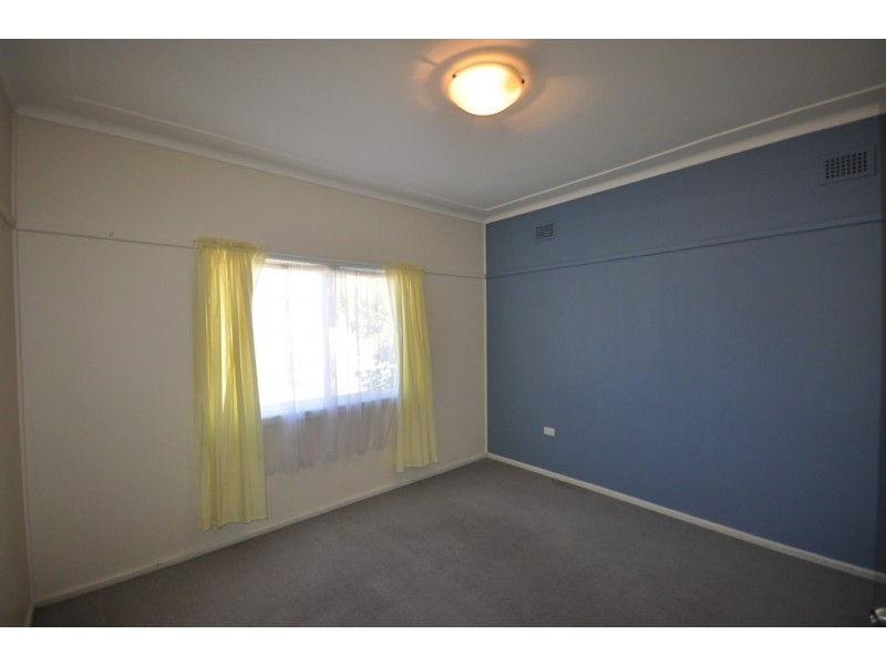 56 Larien Crescent, Birrong NSW 2143