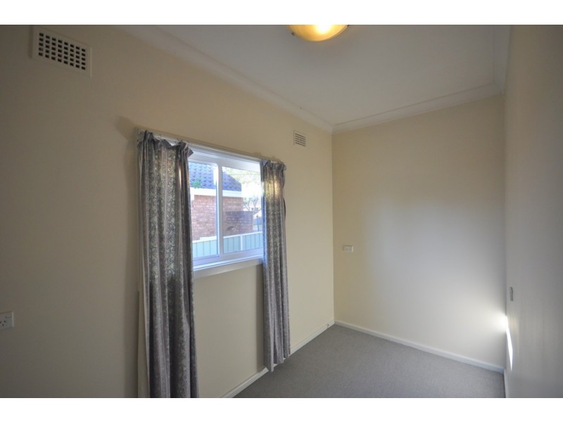 56 Larien Crescent, Birrong NSW 2143