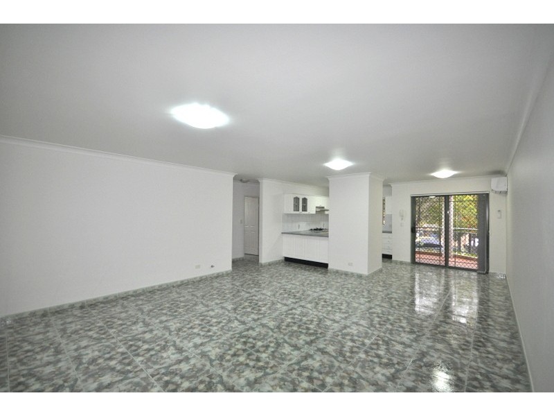 4/1-3 Gordon Street, Bankstown NSW 2200