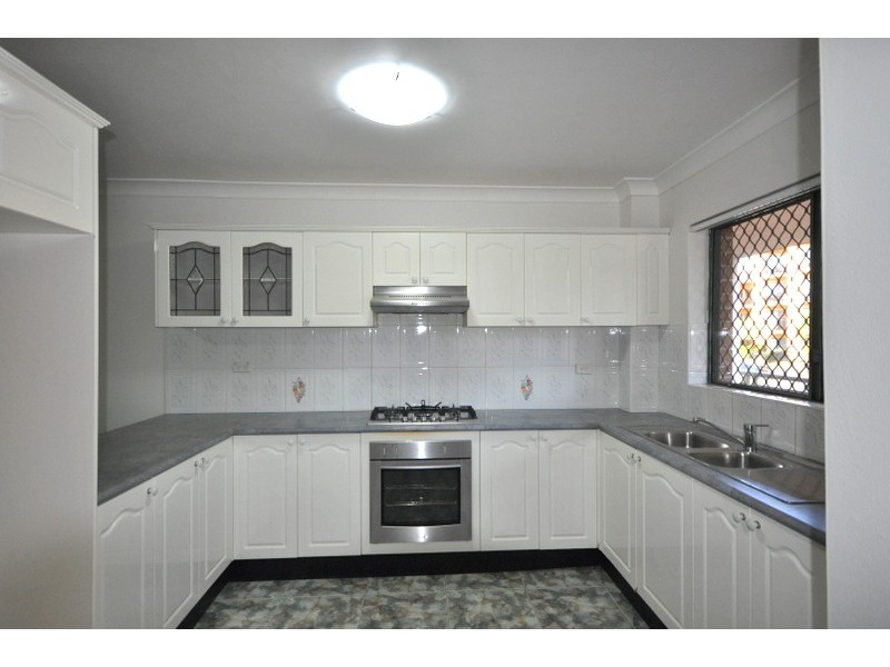 4/1-3 Gordon Street, Bankstown NSW 2200