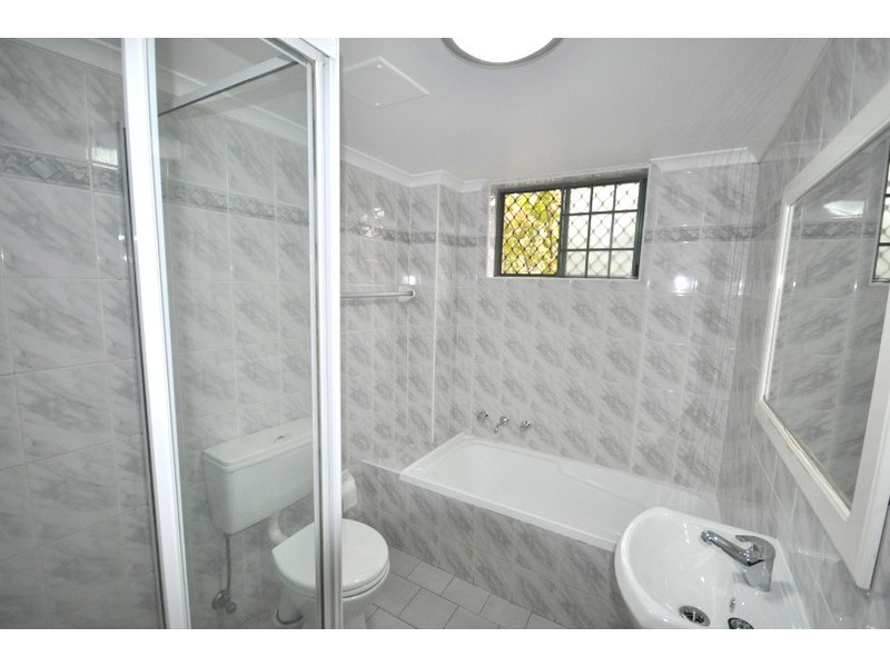 4/1-3 Gordon Street, Bankstown NSW 2200