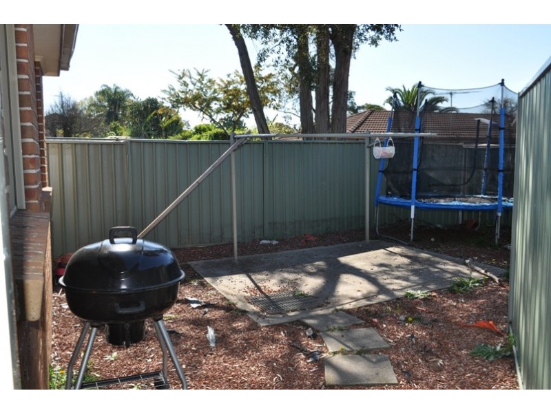 3/41  William Street, Condell Park NSW 2200