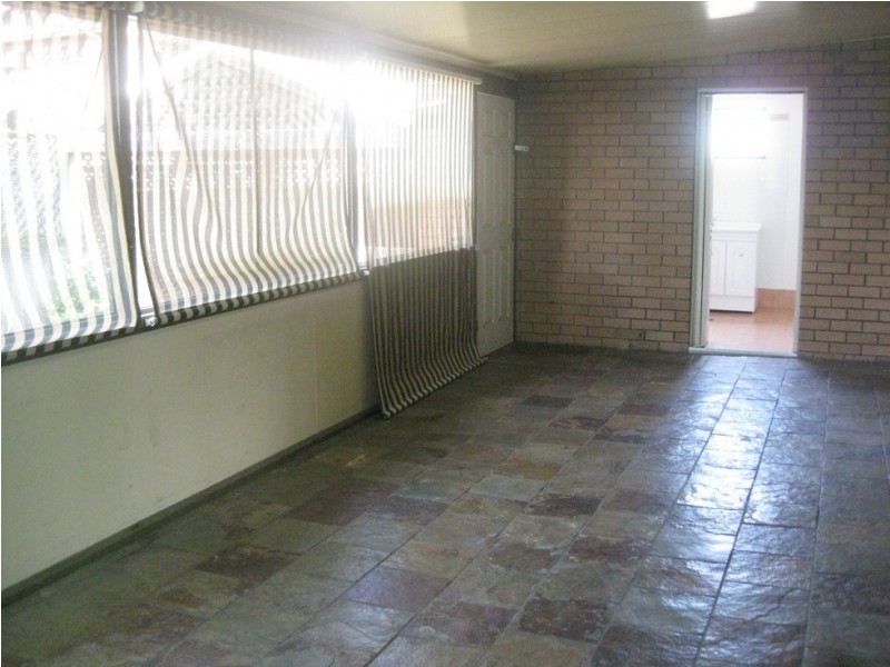 15 Gilliver Crescent, Greenacre NSW 2190