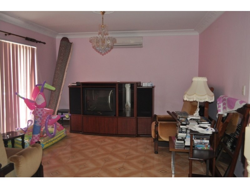 67 Cairds Avenue, Bankstown NSW 2200