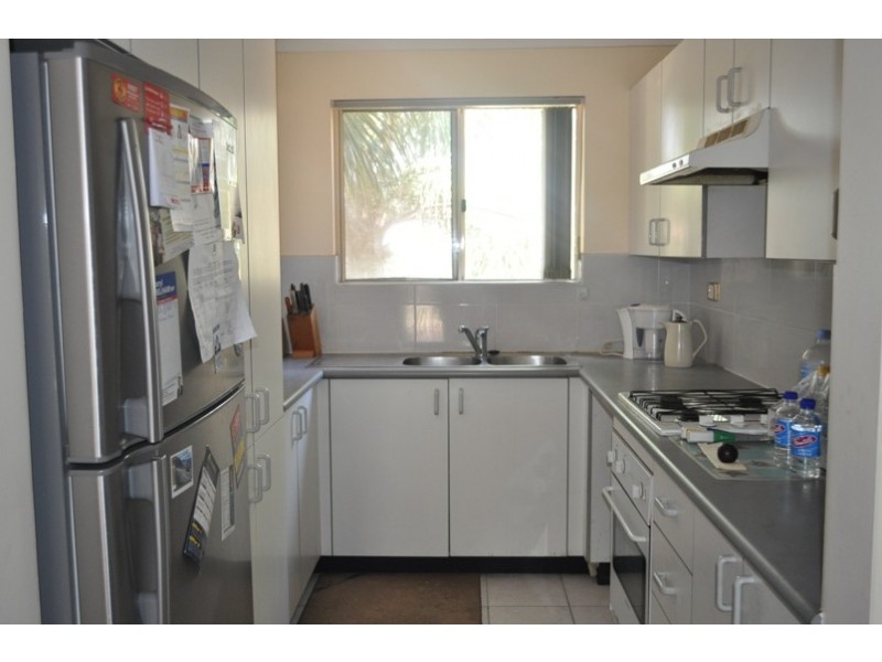 27/4-6  Dellwood Avenue, Bankstown NSW 2200