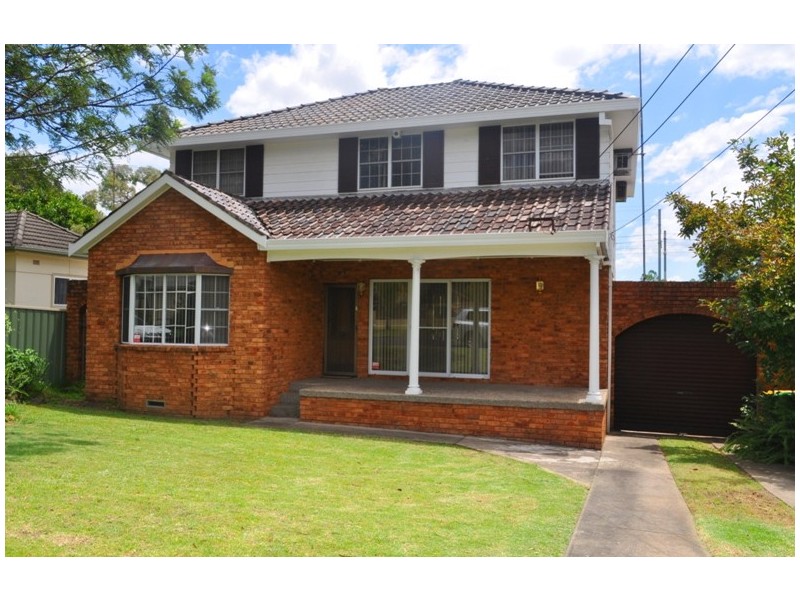 54 Larien Crescent, Birrong NSW 2143
