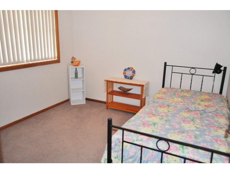54 Larien Crescent, Birrong NSW 2143