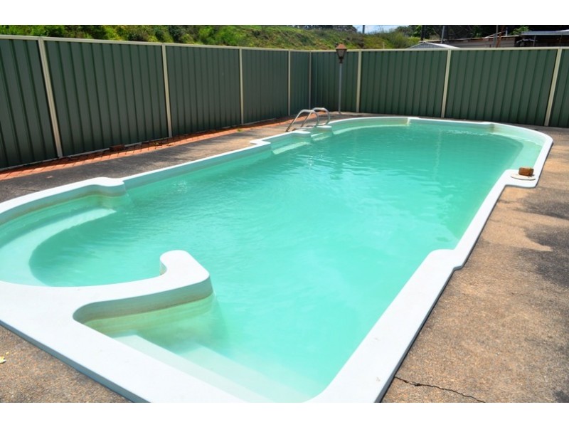 54 Larien Crescent, Birrong NSW 2143