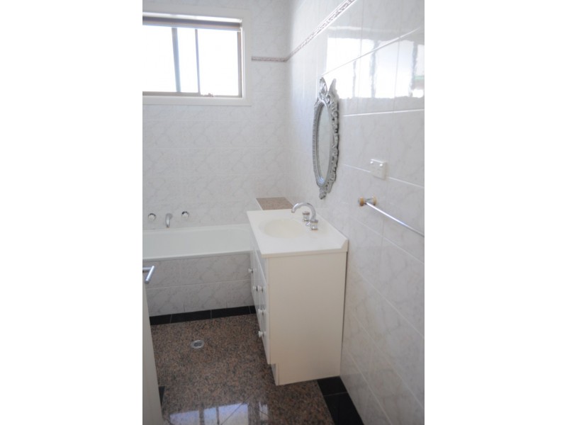 7 Clarence Street, Condell Park NSW 2200