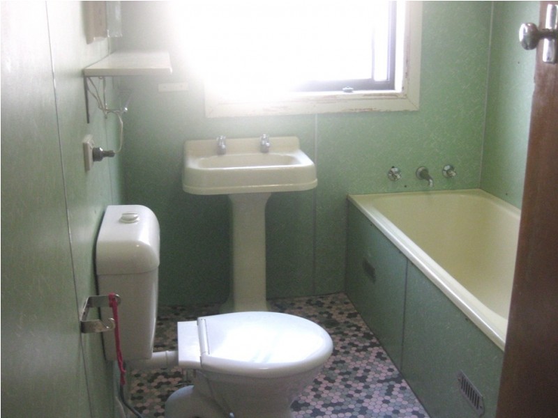 4 Mons Street, Condell Park NSW 2200