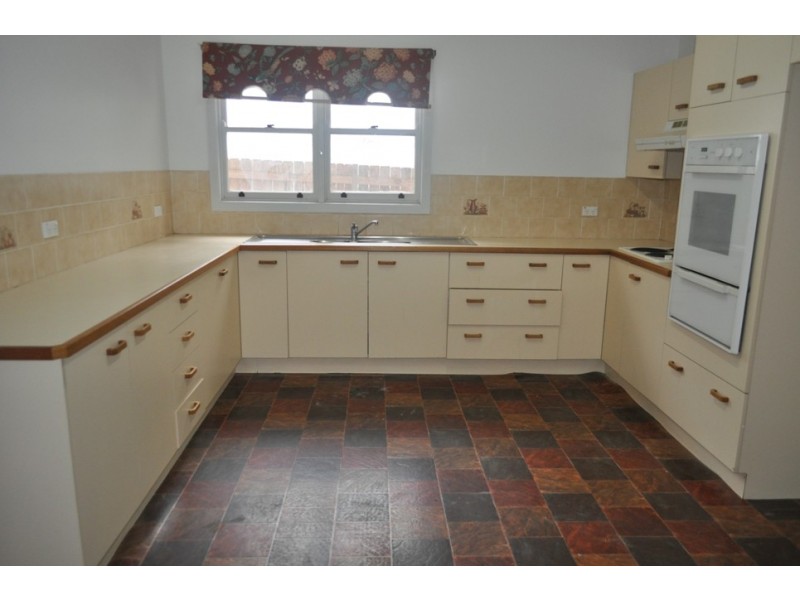 143 Greenacre Road, Greenacre NSW 2190