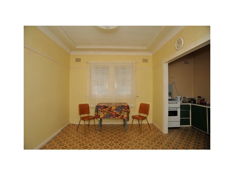 19 Tennyson Road, Greenacre NSW 2190