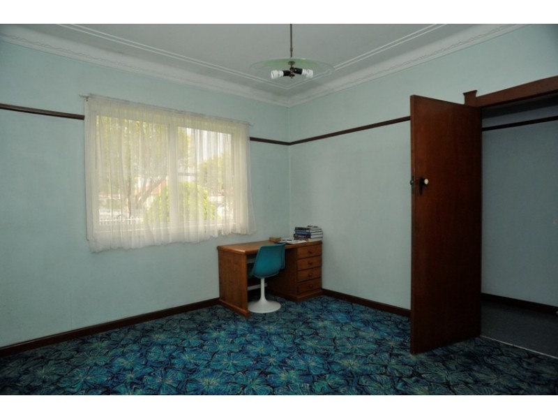 19 Tennyson Road, Greenacre NSW 2190