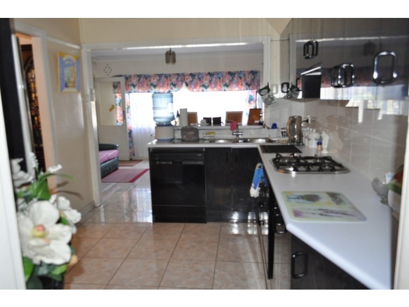 101 Highview Avenue, Greenacre NSW 2190