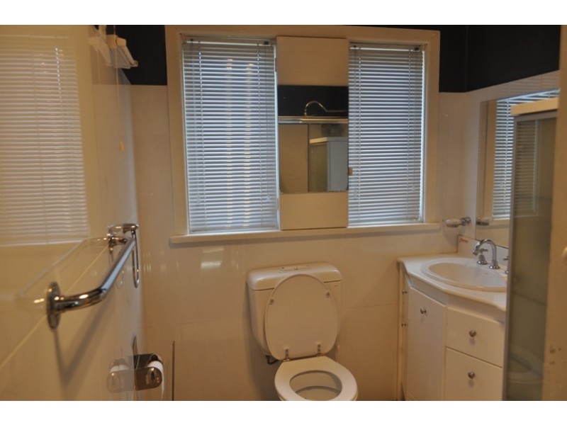 205 Hume Highway, Greenacre NSW 2190