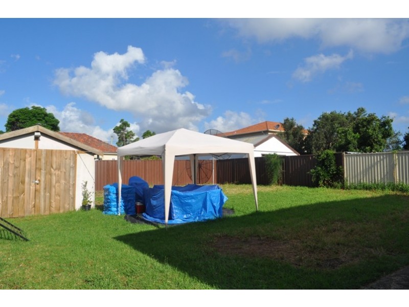 205 Hume Highway, Greenacre NSW 2190