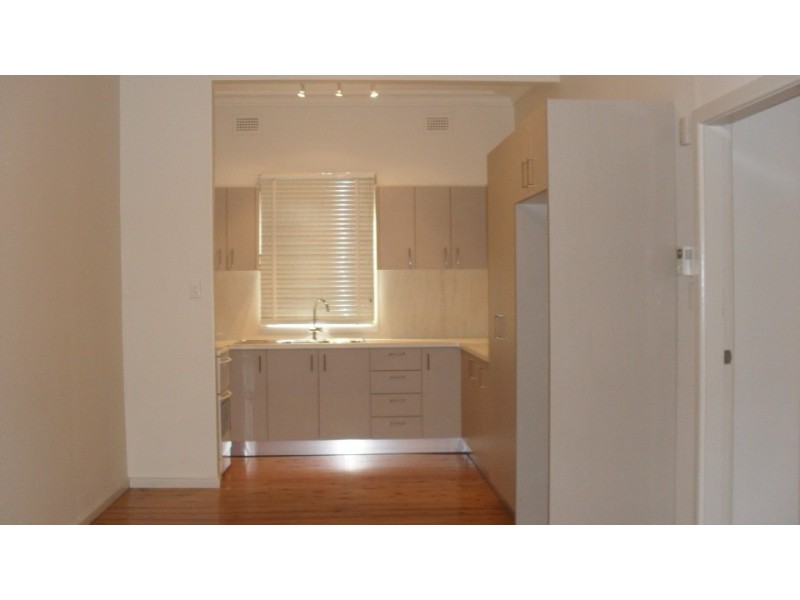 76 Railway Parade, Condell Park NSW 2200