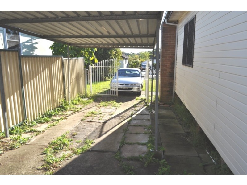 11 Saurine Street, Bankstown NSW 2200