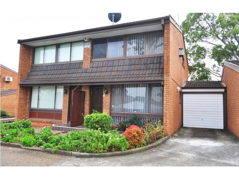 8/10  Barbers Road, Chester Hill NSW 2162