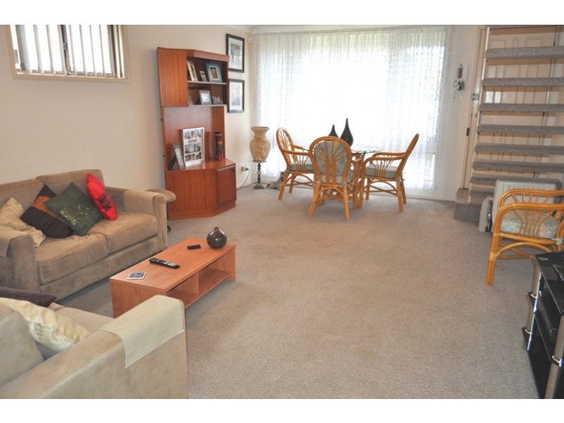 8/10  Barbers Road, Chester Hill NSW 2162