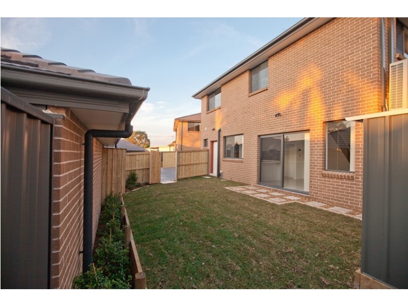 1/14 Gray Crescent, Yagoona NSW 2199