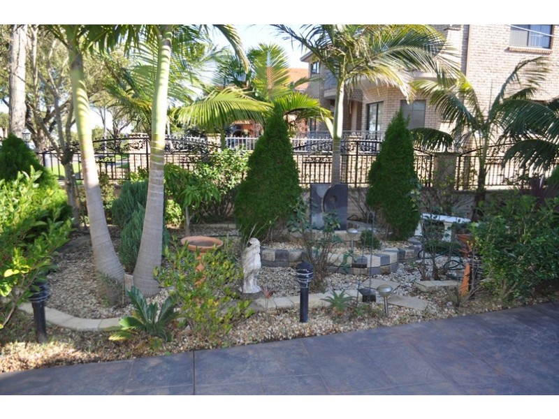 151 Old Kent Road, Greenacre NSW 2190
