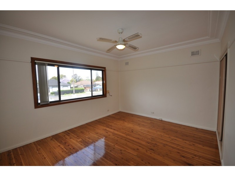 8 Australia Street, Bass Hill NSW 2197