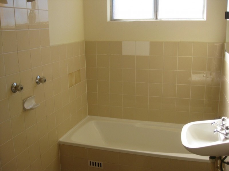 4/18 Campbell Street, Punchbowl NSW 2196