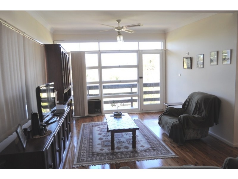 8 Koala Road, Greenacre NSW 2190