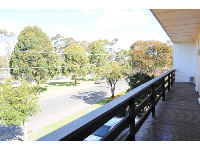 8 Koala Road, Greenacre NSW 2190