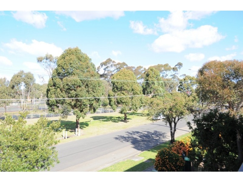 8 Koala Road, Greenacre NSW 2190