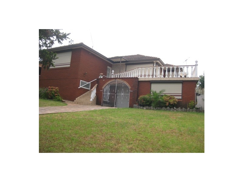 1 Suva Crescent, Greenacre NSW 2190