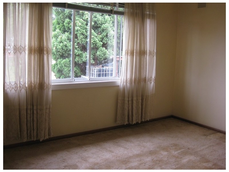 1 Suva Crescent, Greenacre NSW 2190