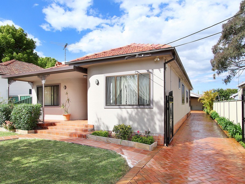 34 Leonard Street, Bankstown NSW 2200