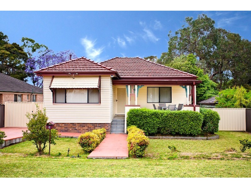 9 Kembla Ave, Chester Hill NSW 2162
