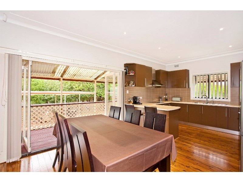 9 Kembla Ave, Chester Hill NSW 2162