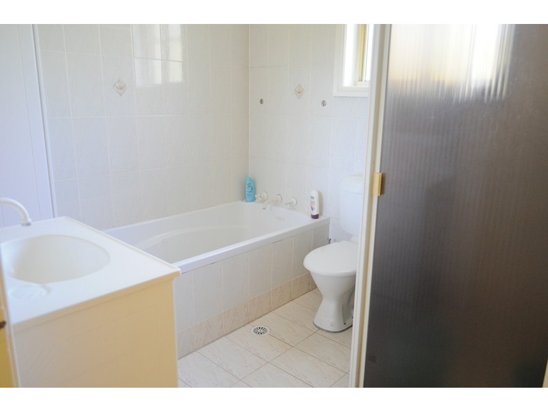 140a South Terrace, Bankstown NSW 2200