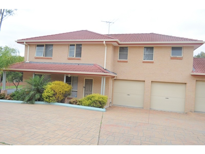 7/40-42 Larien Crescent, Birrong NSW 2143