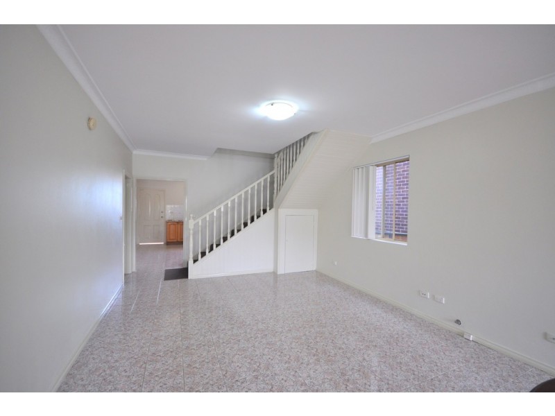 2/36 Gleeson Avenue, Condell Park NSW 2200