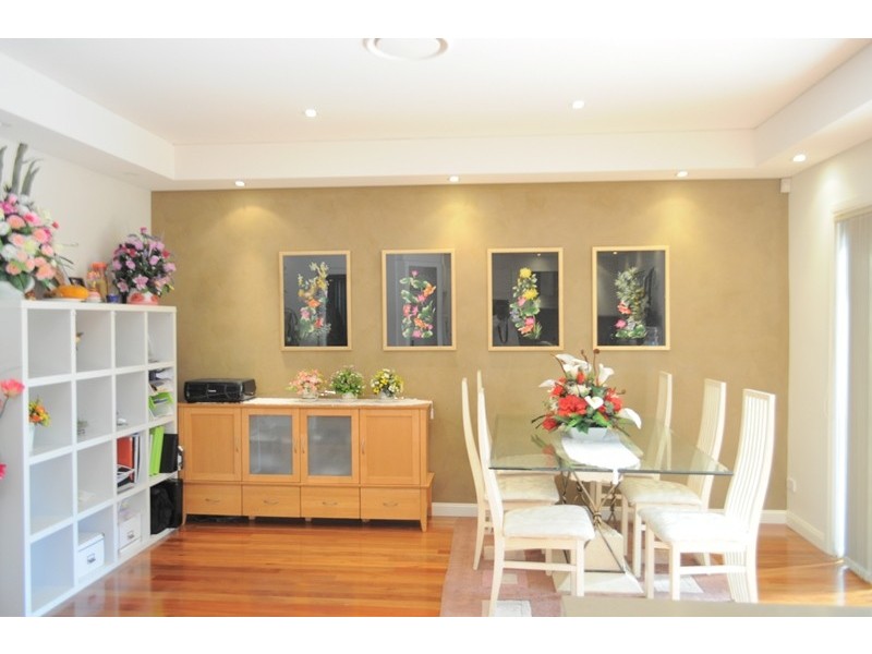 9a Allawah St, Sefton NSW 2162