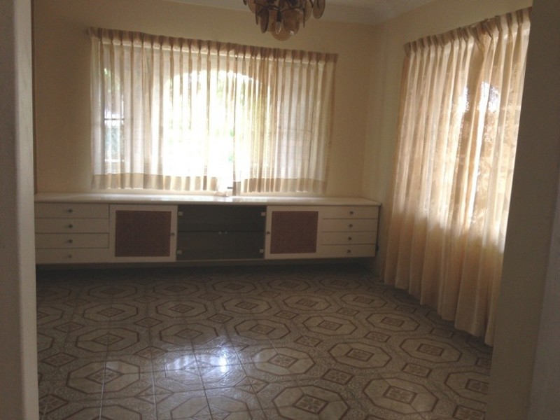 79 Denman Road, Georges Hall NSW 2198