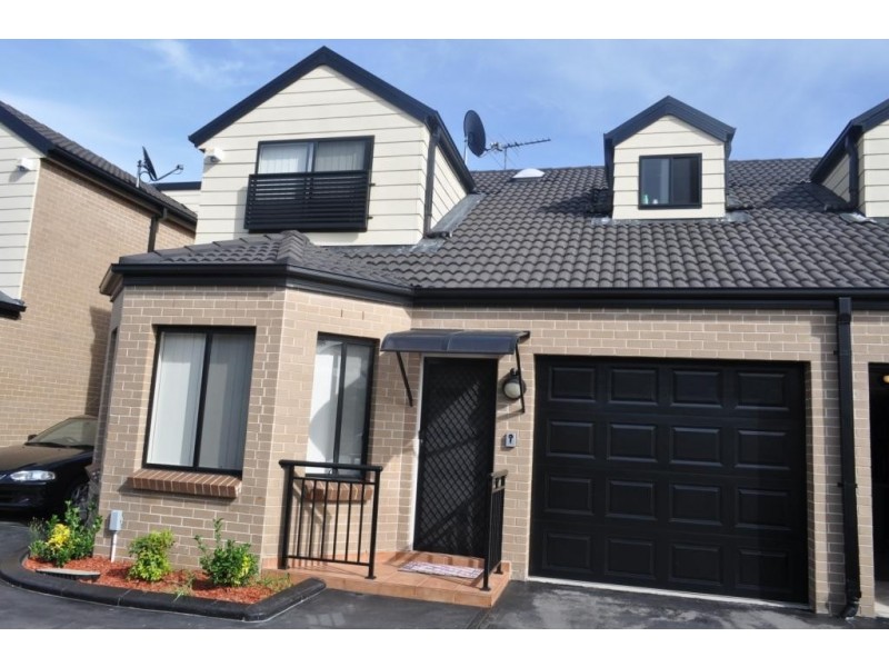 4/17 Sunset Avenue, Bankstown NSW 2200