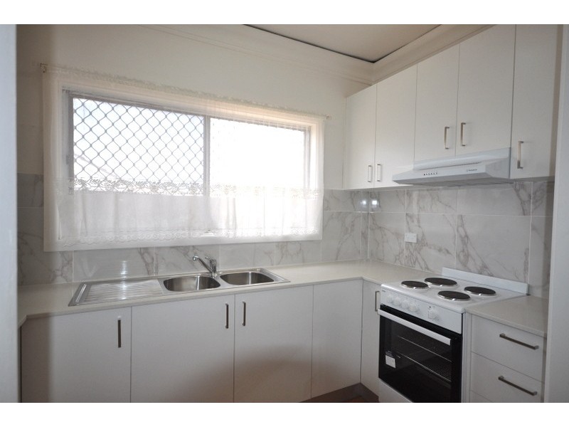 180 Roberts Road, Greenacre NSW 2190