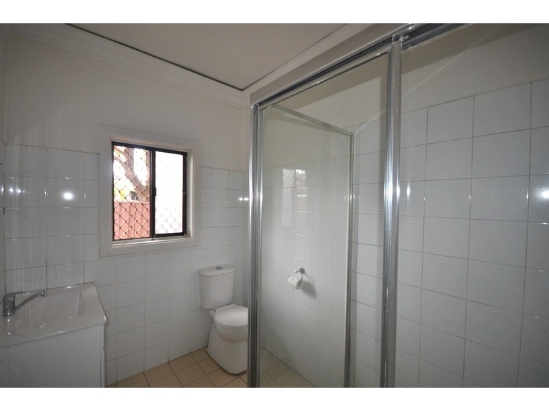 180 Roberts Road, Greenacre NSW 2190