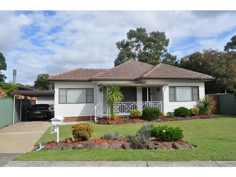 35 Railway Parade, Condell Park NSW 2200